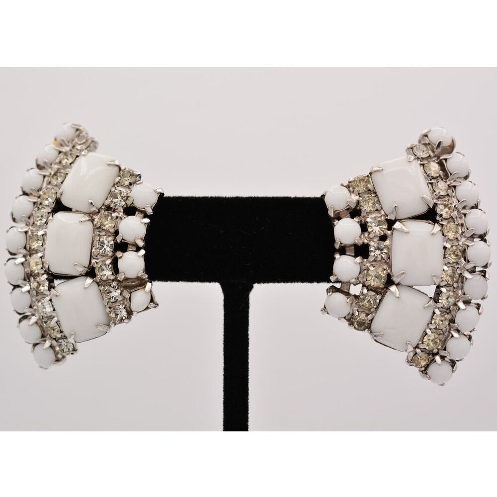 Vintage Cabochon Crystal Clip On Earrings White Rhinestone Silver 1980s BinAG